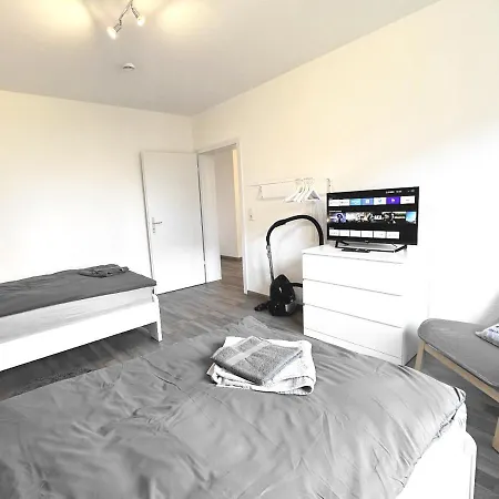 Lägenhet Vaz Freiheit 2 Fuer Monteure, Kueche, Tv, Wlan, Balkon