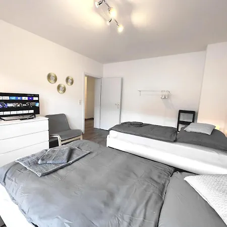 Vaz Freiheit 2 Fuer Monteure, Kueche, Tv, Wlan, Balkon Remscheid