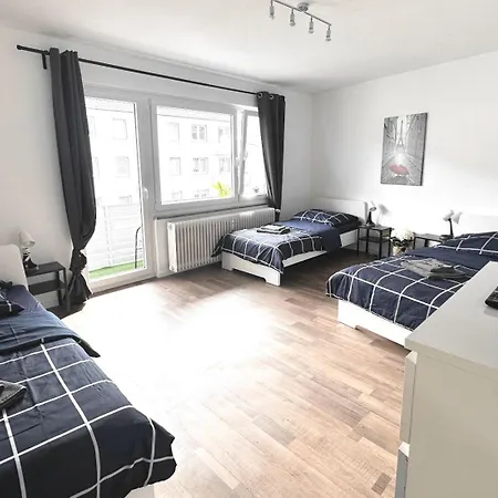 Vaz Freiheit 2 Fuer Monteure, Kueche, Tv, Wlan, Balkon Apartment