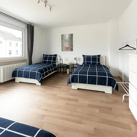 Lägenhet Vaz Freiheit 2 Fuer Monteure, Kueche, Tv, Wlan, Balkon *