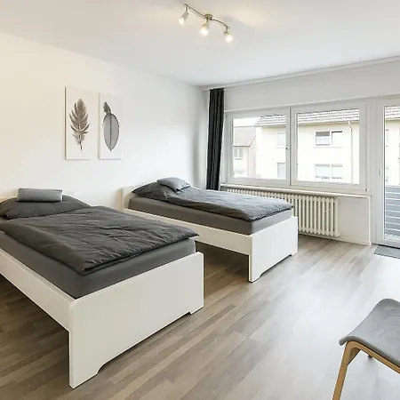 Lägenhet Vaz Freiheit 2 Fuer Monteure, Kueche, Tv, Wlan, Balkon
